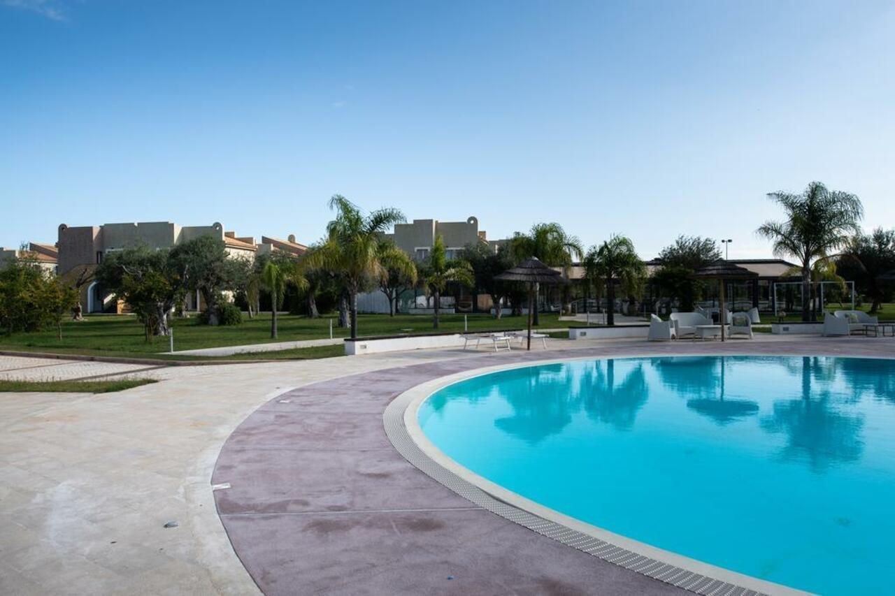 Le Residenze Archimede Aparthotel Syrakusa Exteriör bild