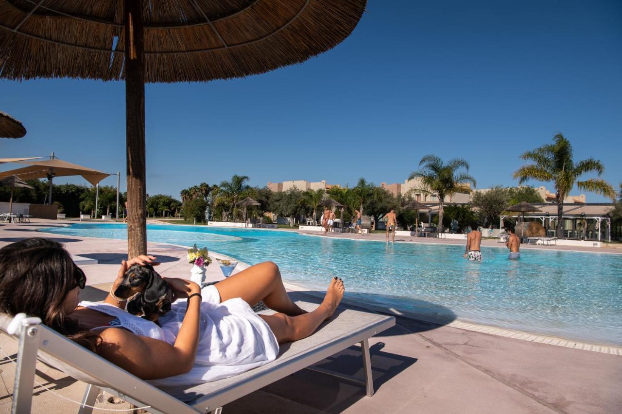 Le Residenze Archimede Aparthotel Syrakusa Exteriör bild