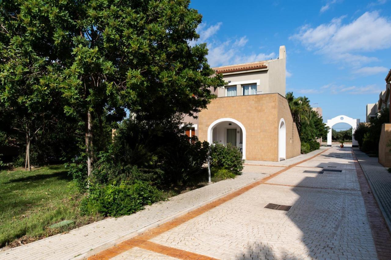 Le Residenze Archimede Aparthotel Syrakusa Exteriör bild